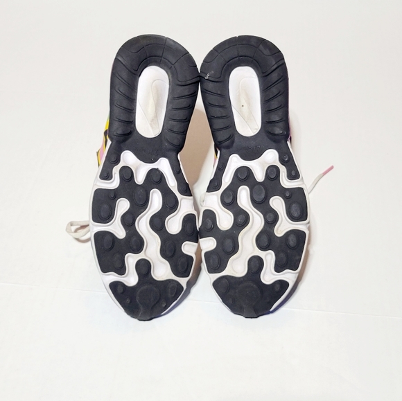 Nike Air Max 270 React Running Shoe (6Y) - Picture 6 of 12